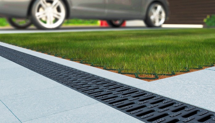 Choosing the right experts for fence repair and drainage solutions