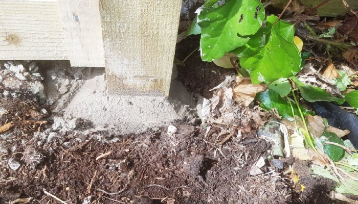 Strengthening fence foundations for greater durability